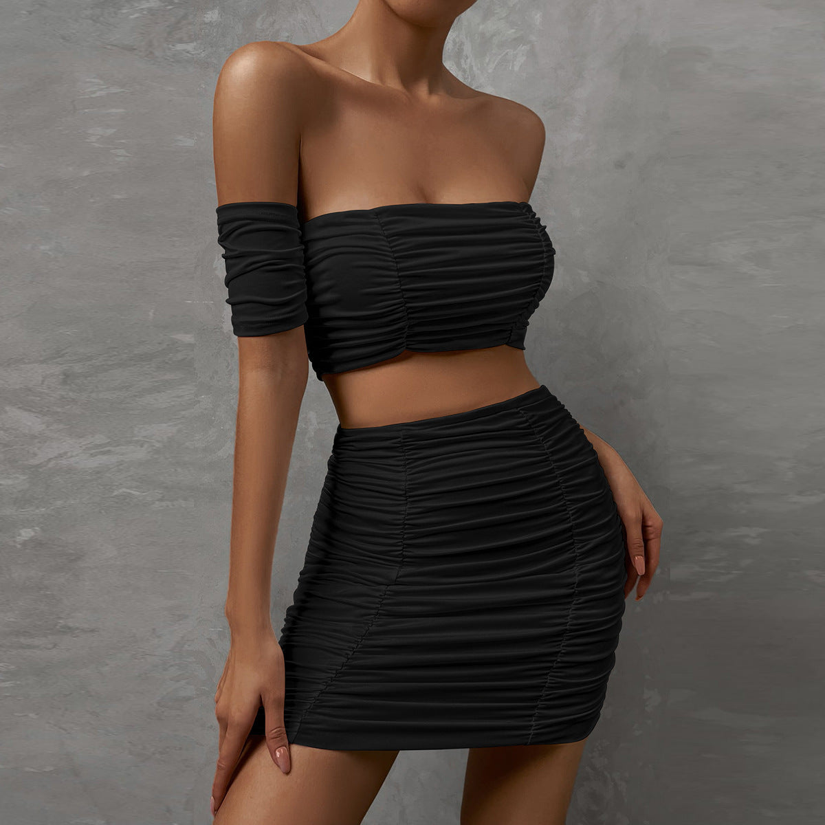 Fashionable Casual Raglan Short Sleeve Pleated Hip Skirt