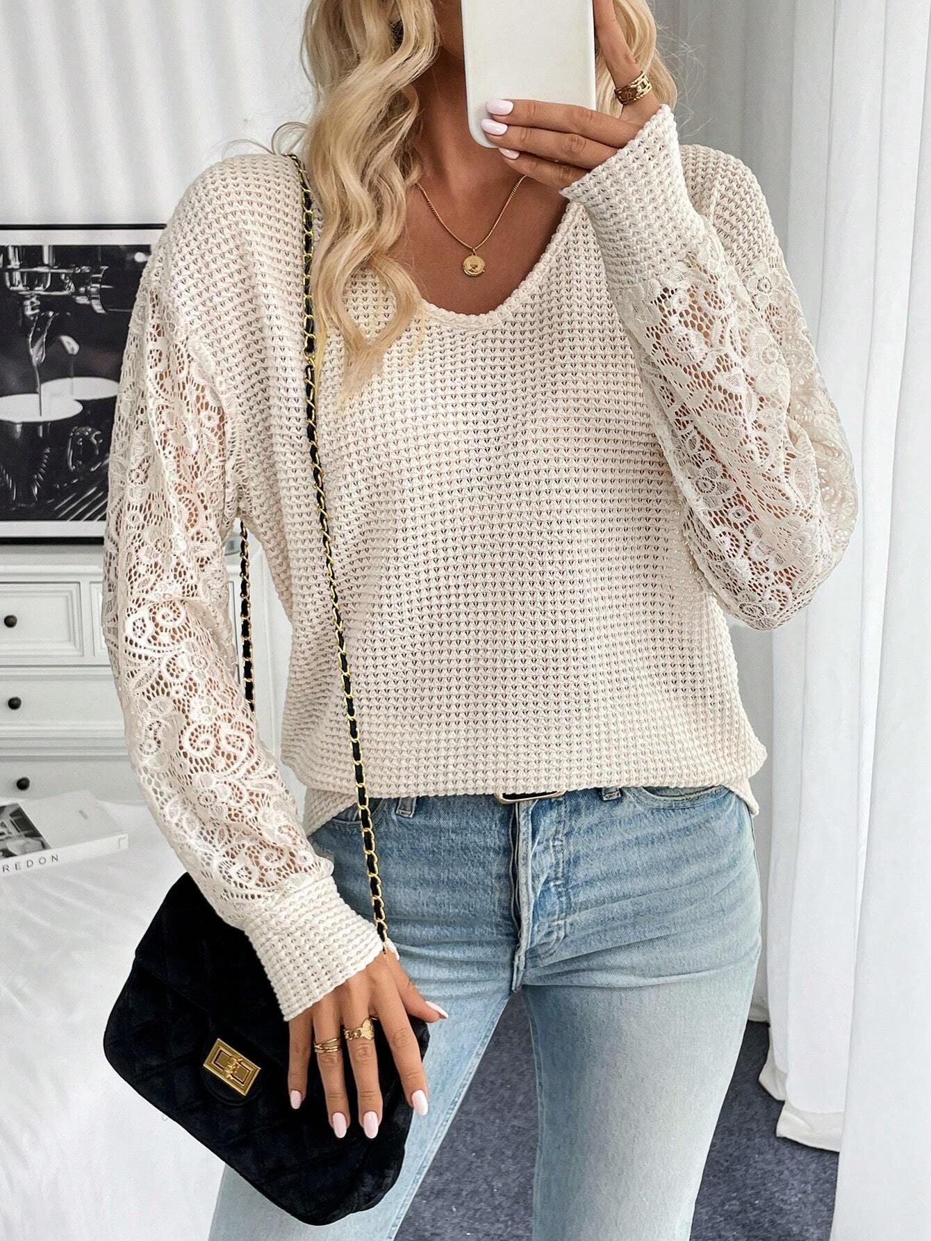 V-neck Lace Stitching Long Sleeve T-shirt