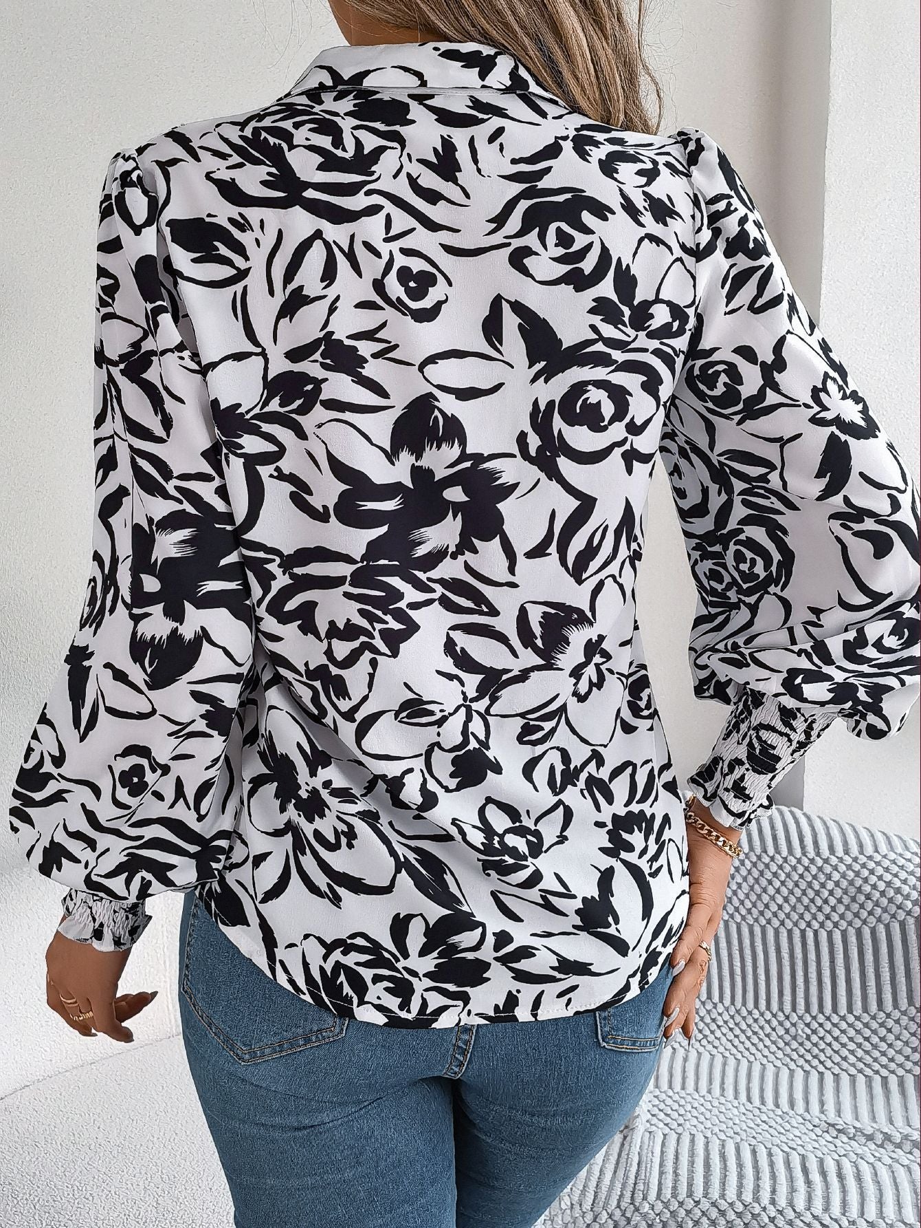 Flower Lantern Sleeve Lapel Shirt