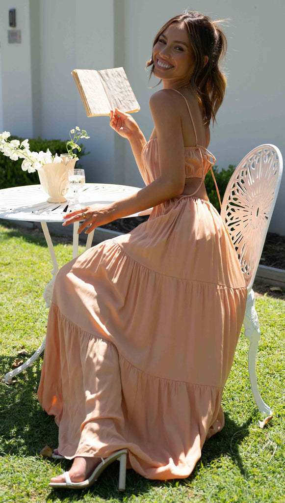 Women's New Sleeveless Open Waist Patchwork Hem Dress