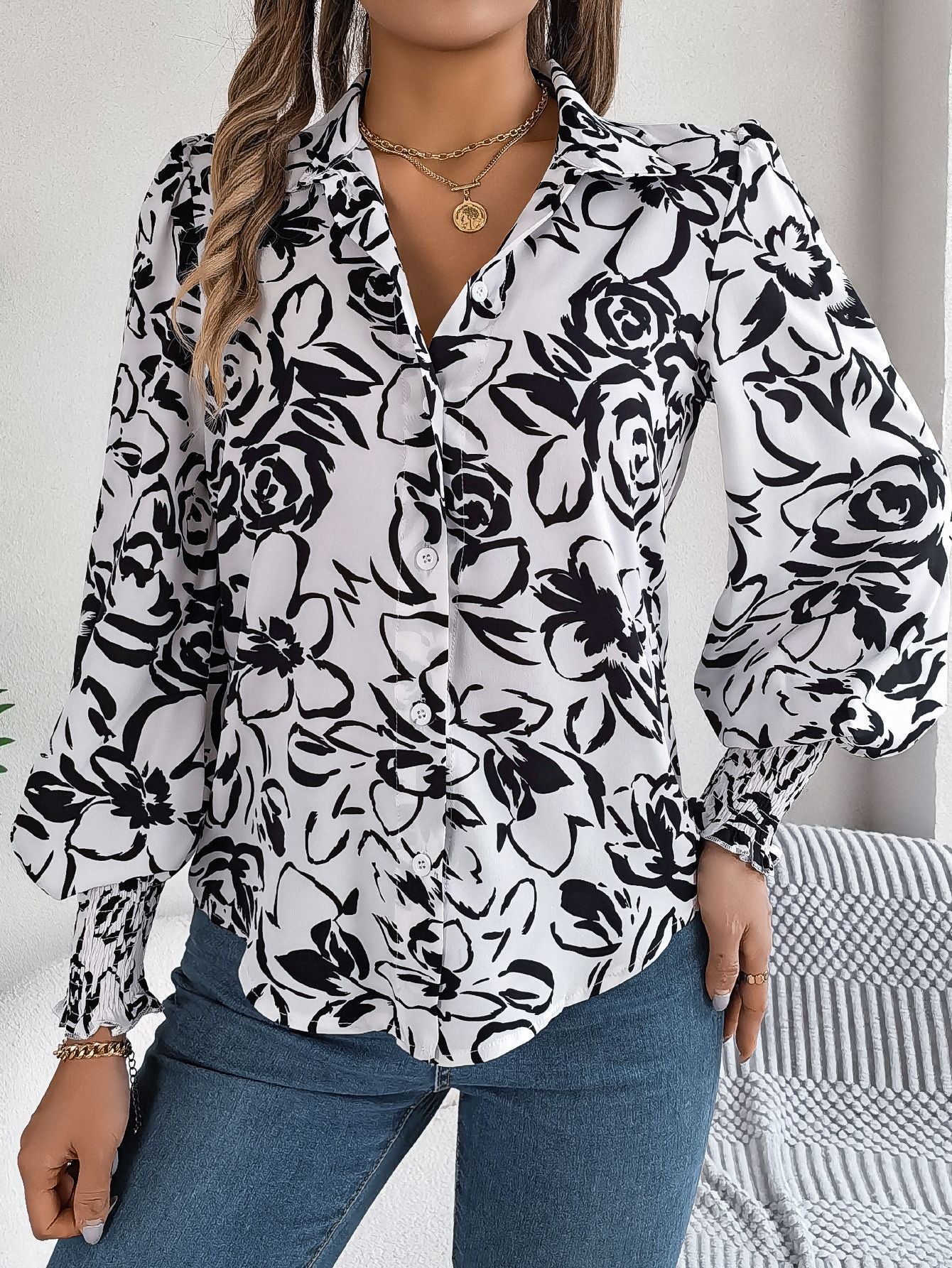 Flower Lantern Sleeve Lapel Shirt